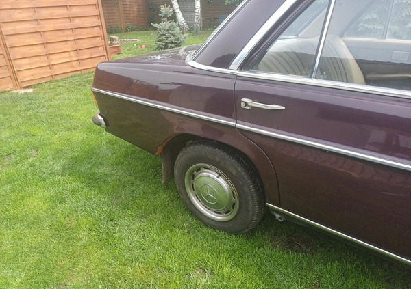 Mercedes-Benz Inny cena 9400 przebieg: 150000, rok produkcji 1976 z Kobylin małe 121